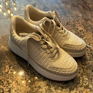 Dolce Vita Cream Sneakers